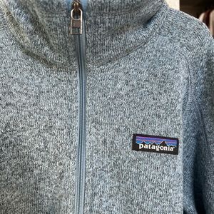 Womens Patagonia pullover